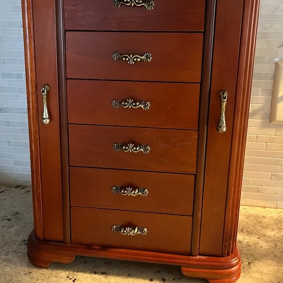 Wooden Jewelry box with Built in mirror - Picture 8 of 8